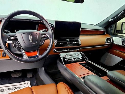 Used 2024 Lincoln Navigator L Reserve AWD/4WD image 13