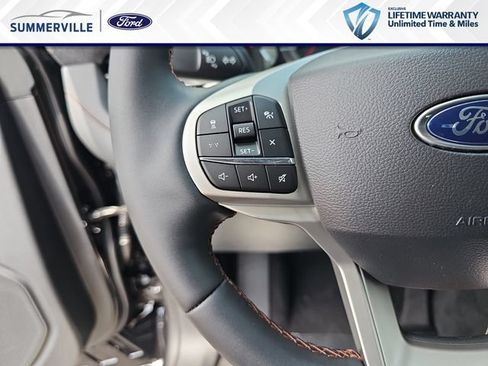 New 2026 Ford Explorer Active RWD image 21