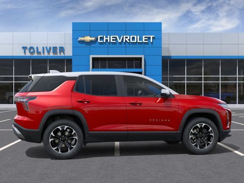 New 2026 Chevrolet Equinox LT w/ Safety and Technology Package FWD image 6