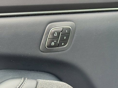 Used 2025 Ford Mustang Mach-E Premium AWD/4WD image 25