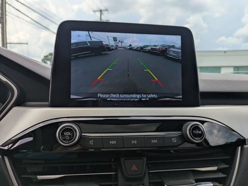 Used 2020 Ford Escape SE FWD image 23