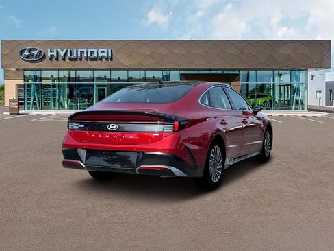 New 2026 Hyundai Sonata Limited FWD image 7