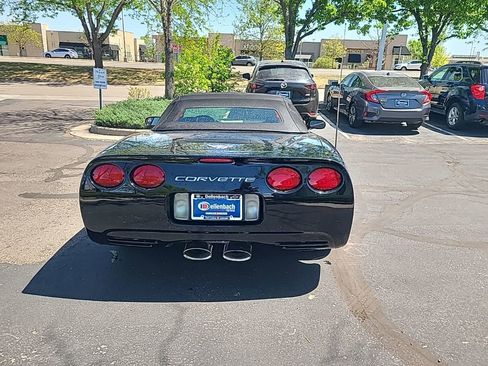 Used 2003 Chevrolet Corvette Convertible RWD image 6