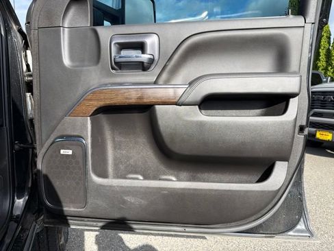 Used 2019 GMC Sierra 3500 Denali AWD/4WD image 12