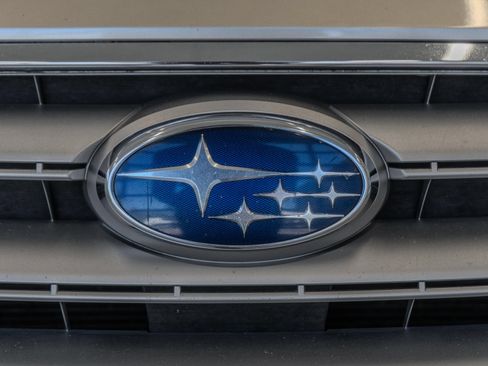 Used 2015 Subaru Legacy 2.5i Premium AWD/4WD image 5