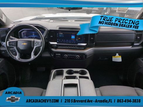 Used 2025 Chevrolet Silverado 2500 LT w/ Convenience Package AWD/4WD image 15