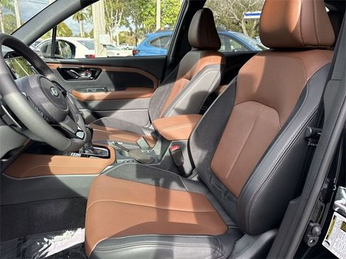 Used 2025 Subaru Forester Touring image 11