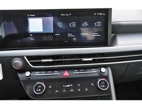 Used 2025 Hyundai Sonata SEL FWD image 22