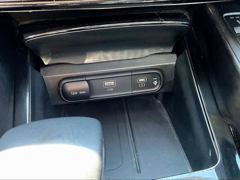 Used 2024 Kia Telluride S w/ S Sunroof Package AWD/4WD image 16