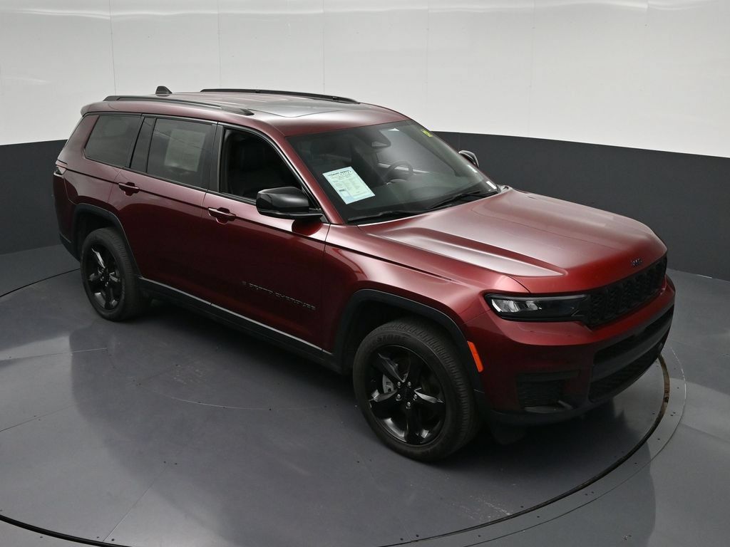 Used 2023 Jeep Grand Cherokee L Laredo AWD/4WD image 21