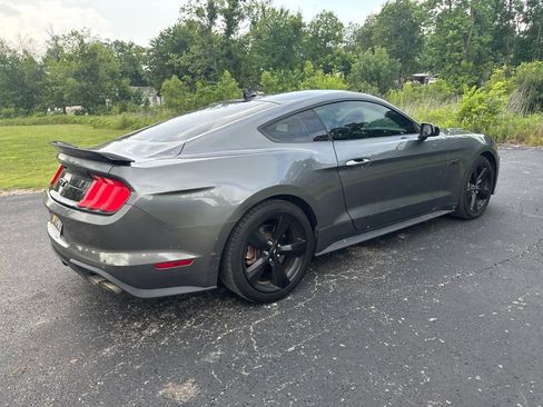 Used 2022 Ford Mustang GT w/ Black Accent Package RWD image 3