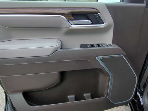 Used 2026 Chevrolet Silverado 1500 LT RWD image 10