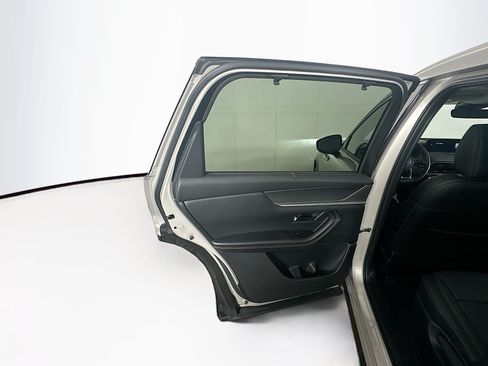 Used 2024 MAZDA CX-90 Plug-In Hybrid w/ Premium Pkg AWD/4WD image 26