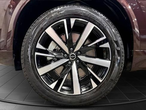 New 2026 Volvo XC90 B5 Core image 14