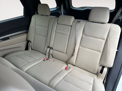 Used 2019 Dodge Durango SXT w/ 3rd Row Seating Group RWD image 13