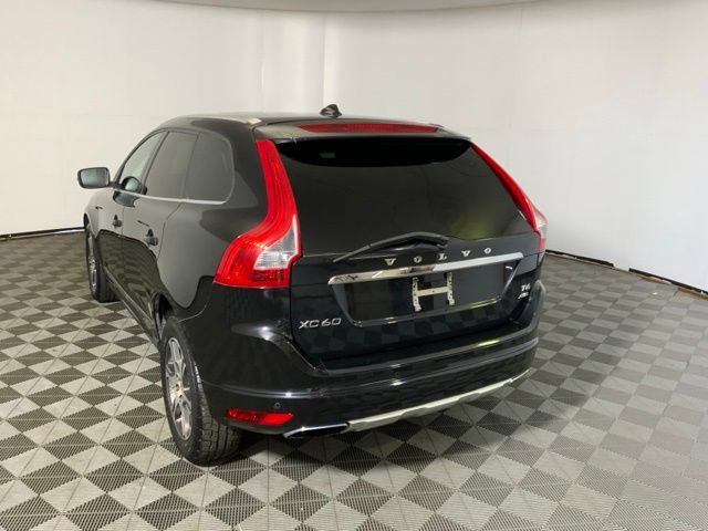 Used 2015 Volvo XC60 T6 Platinum w/ Protection Package AWD/4WD image 9