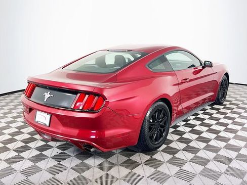 Used 2017 Ford Mustang Coupe RWD image 8