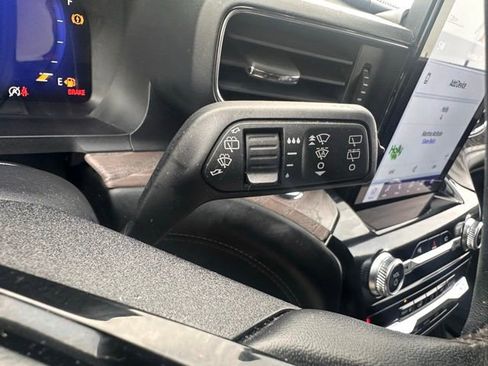 Used 2022 Ford Explorer Platinum w/ Equipment Group 601A image 20