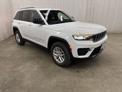 New 2026 Jeep Grand Cherokee Laredo
