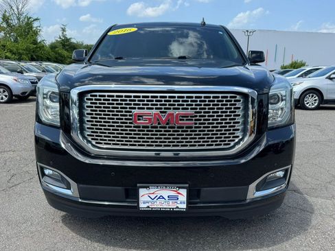 Used 2016 GMC Yukon Denali w/ Open Road Package AWD/4WD image 3
