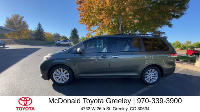 Used 2011 Toyota Sienna Limited w/ Premium Pkg AWD/4WD image 5