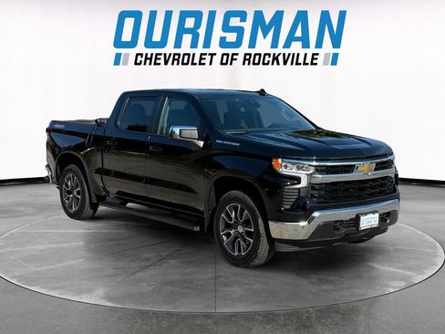 Used 2022 Chevrolet Silverado 1500 LT AWD/4WD image 1