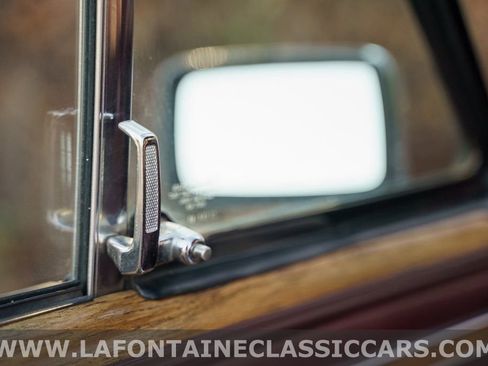 Used 1991 Jeep Grand Wagoneer image 80