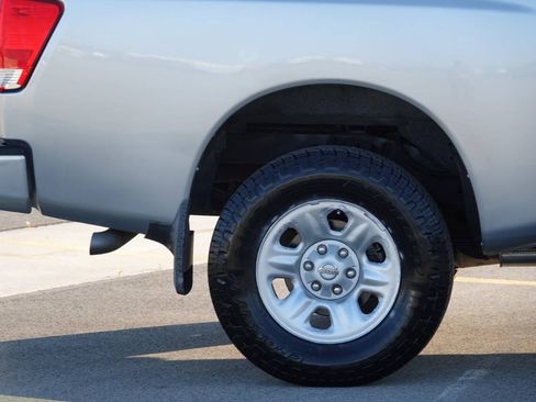 Used 2004 Nissan Titan XE w/ (PRF) Preferred Pkg AWD/4WD image 28
