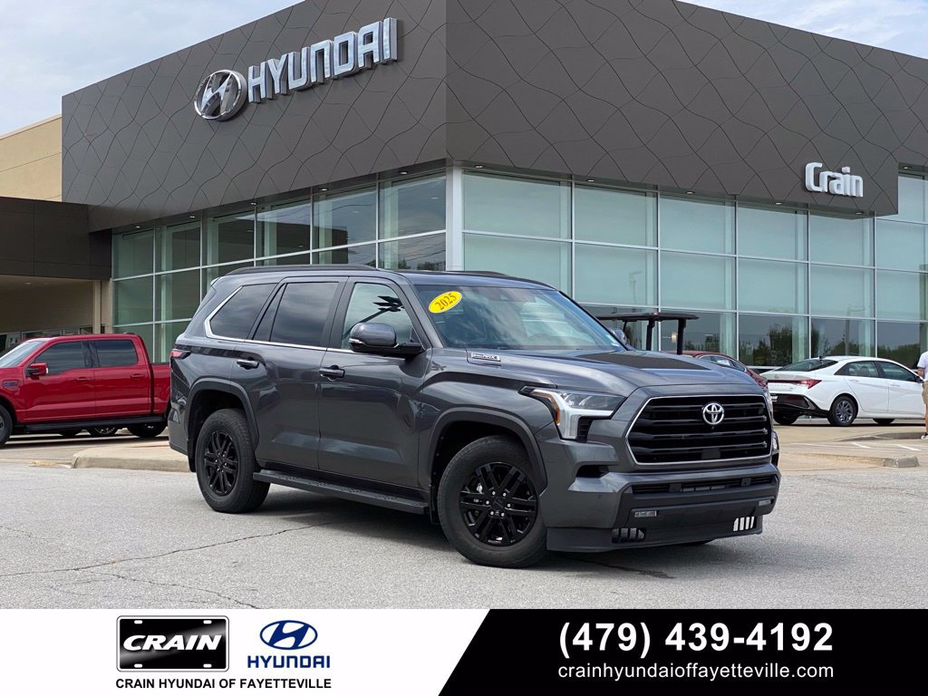 Used 2025 Toyota Sequoia SR5 AWD/4WD image 1