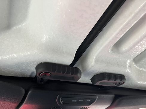 Used 2020 Jeep Gladiator Rubicon image 25