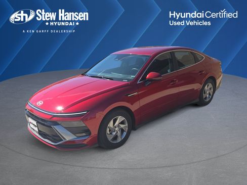 Certified 2025 Hyundai Sonata SE FWD image 1