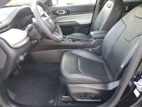 Used 2025 Jeep Compass Limited w/ Elite Group AWD/4WD image 20