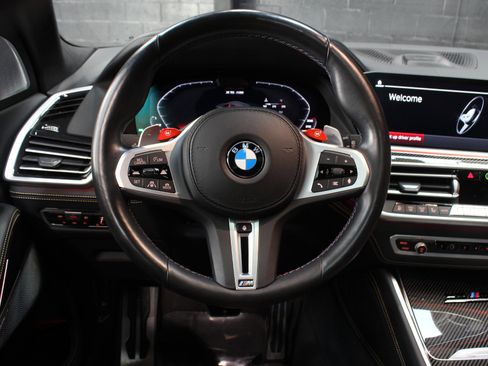 Used 2021 BMW X5 M w/ Competition Package image 32