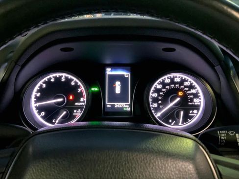 Used 2024 Toyota Camry SE image 25