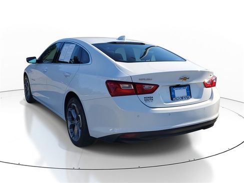 Used 2024 Chevrolet Malibu LT image 4