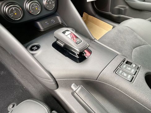 New 2024 Nissan Z Performance w/ Floor Mat Package RWD image 15