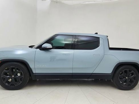 Used 2023 Rivian R1T Adventure image 3