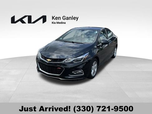 Used 2016 Chevrolet Cruze LT w/ Convenience Package FWD image 1