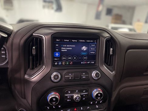Used 2022 GMC Sierra 3500 Denali image 25