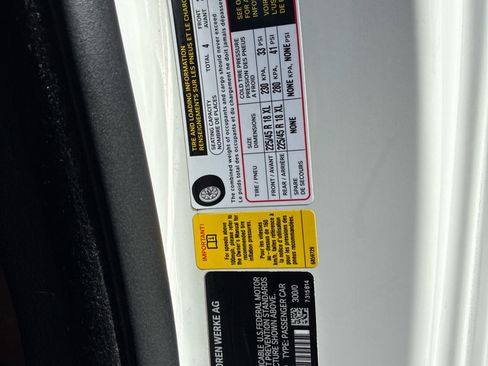 Used 2019 BMW 430i Convertible w/ M Sport Package image 17