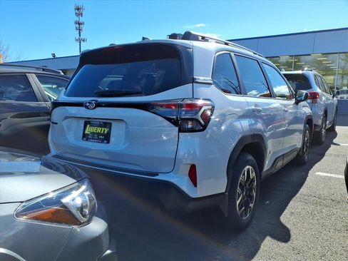 Certified 2025 Subaru Forester Premium image 4