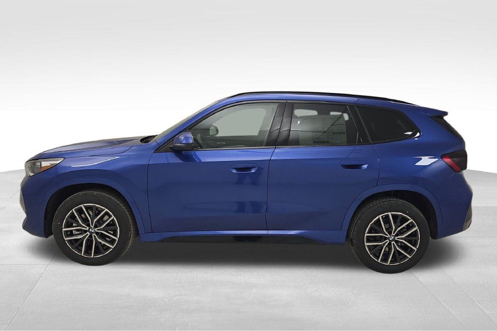 Used 2026 BMW X1 xDrive28i w/ M Sport Package AWD/4WD image 6