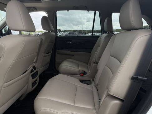 Used 2022 Honda Pilot Touring image 28