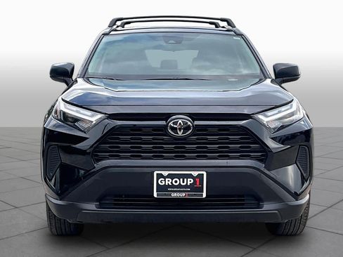 Used 2025 Toyota RAV4 LE AWD/4WD image 3