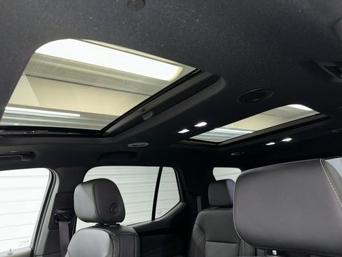 Certified 2023 Chevrolet Traverse LT w/ LT Premium Package image 4