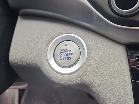 Used 2020 Hyundai Elantra Value Edition image 13