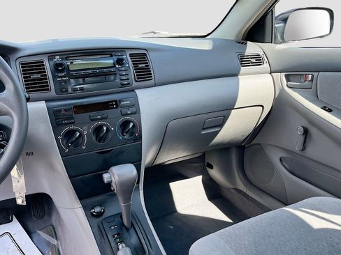 Used 2004 Toyota Corolla LE image 21