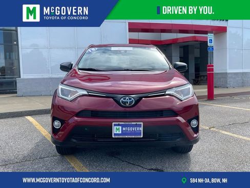 Used 2018 Toyota RAV4 LE w/ All Weather Liner Package AWD/4WD image 8