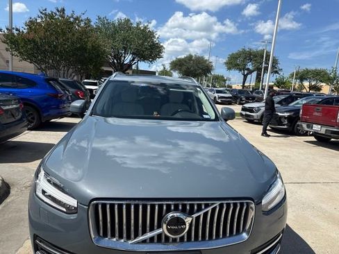 Used 2023 Volvo XC90 T8 Plus w/ Protection Package Premier AWD/4WD image 3