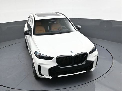 New 2026 BMW X5 M60i w/ Executive Package image 24